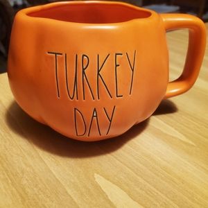 Rae Dunn Turky Day Mug